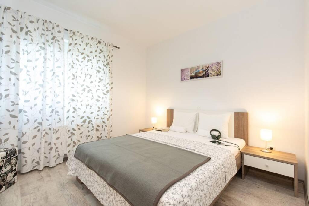 Apartments Doris, Krk Krk Town Dış mekan fotoğraf
