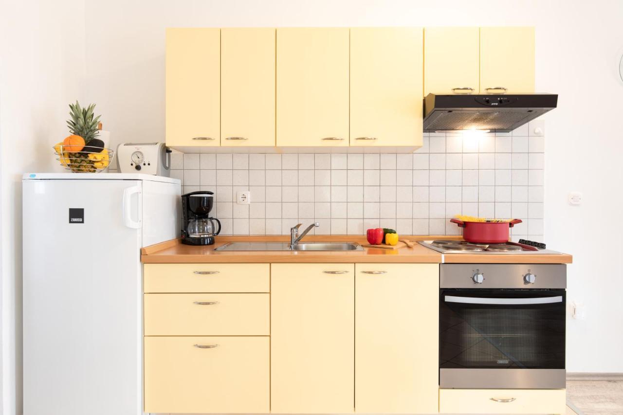 Apartments Doris, Krk Krk Town Dış mekan fotoğraf