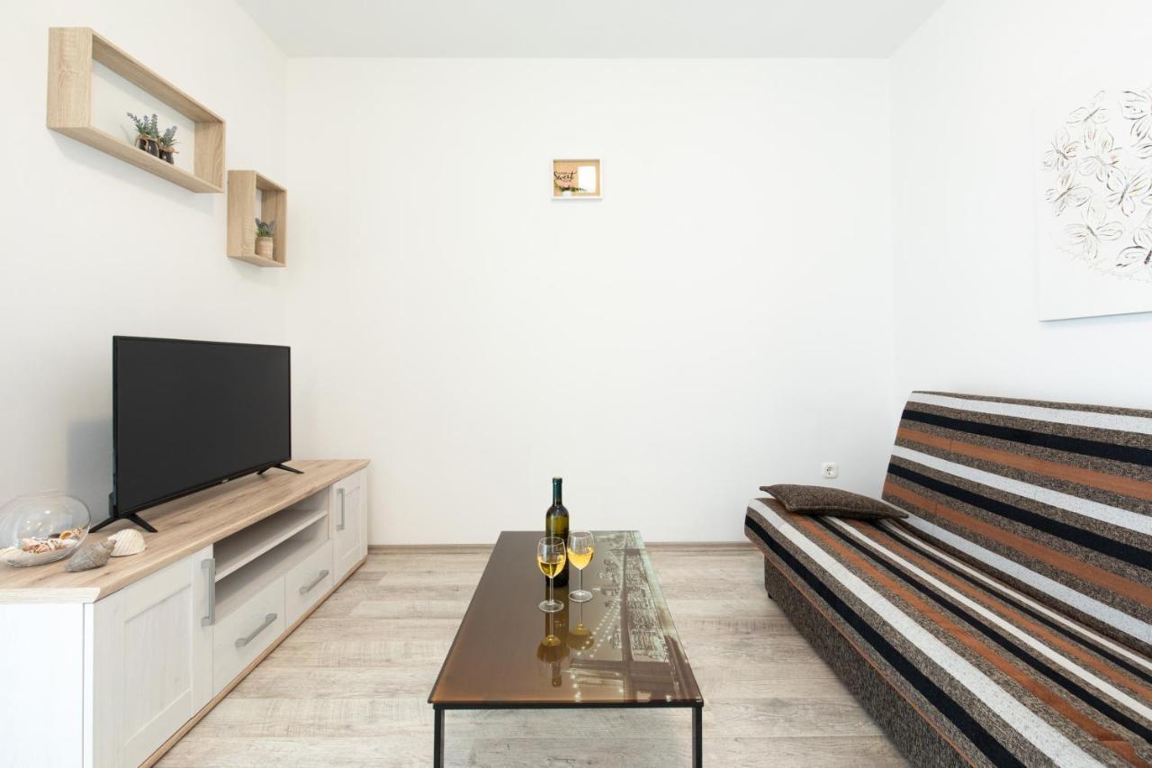 Apartments Doris, Krk Krk Town Dış mekan fotoğraf